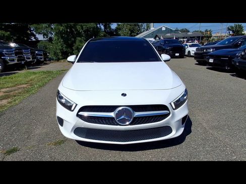 Used 2019 Mercedes-Benz A 220 image 3