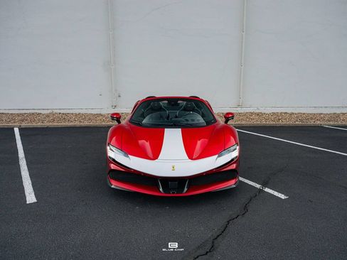 Used 2025 Ferrari SF90 Spider AWD/4WD image 2