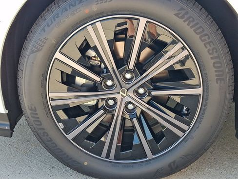 New 2026 Lexus ES 350h AWD image 5