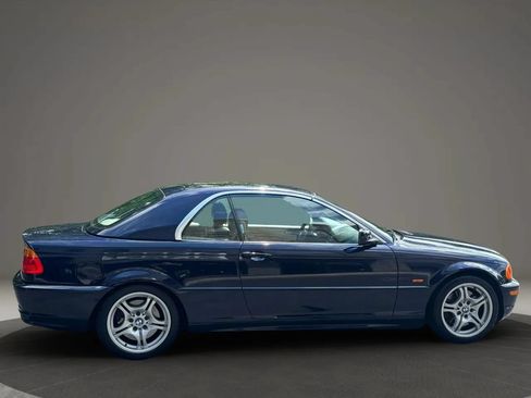 Used 2001 BMW 330Ci Convertible RWD image 3