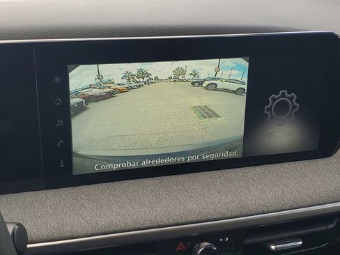 Certified 2025 Nissan Kicks SV image 20