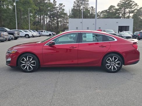 Used 2022 Chevrolet Malibu RS image 2