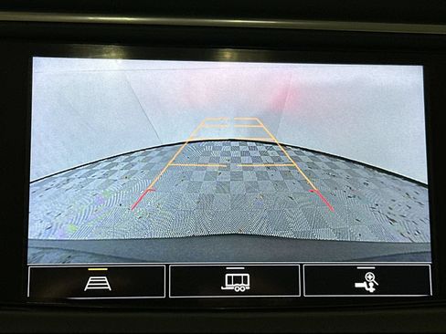 Used 2023 Buick Enclave Essence w/ Trailering Package, 5000 lbs. FWD image 17