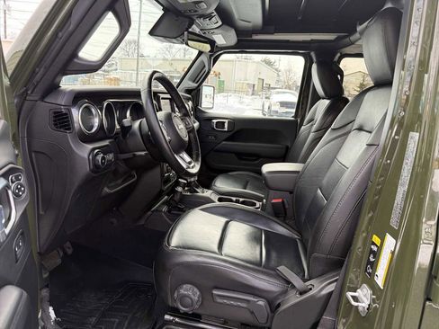 Used 2021 Jeep Wrangler Unlimited Sahara image 11
