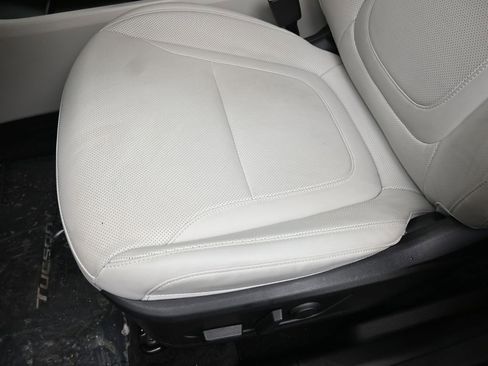 Certified 2025 Hyundai Tucson SEL image 22