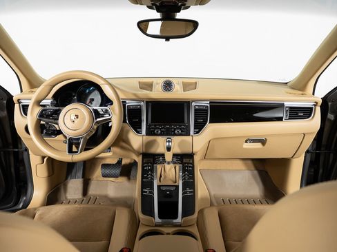 Used 2016 Porsche Macan S image 29