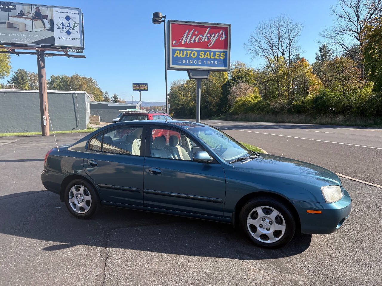 Used 2001 Hyundai Elantra GLS FWD image 1