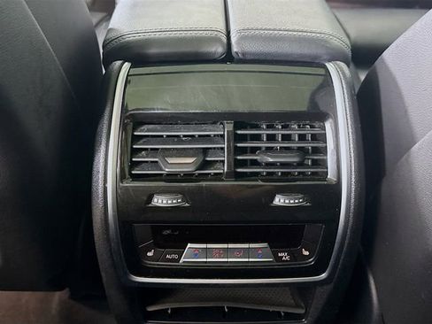Used 2020 BMW X7 xDrive40i w/ Premium Package image 26