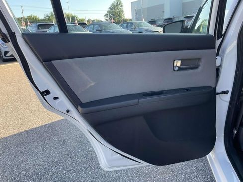 Used 2011 Nissan Sentra 2.0 S FWD image 11