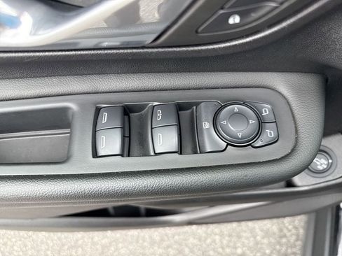 Certified 2024 GMC Terrain SLT AWD/4WD image 22