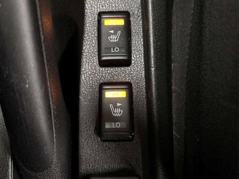 Used 2015 Nissan Versa Note SV image 33