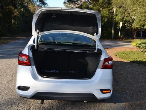 Used 2018 Nissan Sentra SV image 18