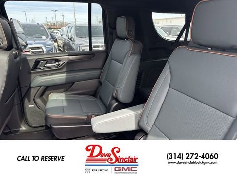 New 2026 GMC Yukon XL AT4 w/ AT4 Premium Plus Package AWD/4WD image 23
