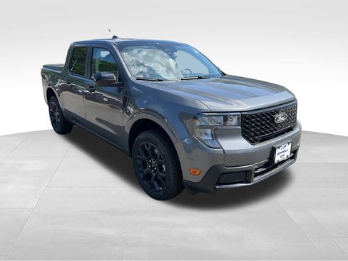 New 2025 Ford Maverick XLT w/ XLT Luxury Package image 7