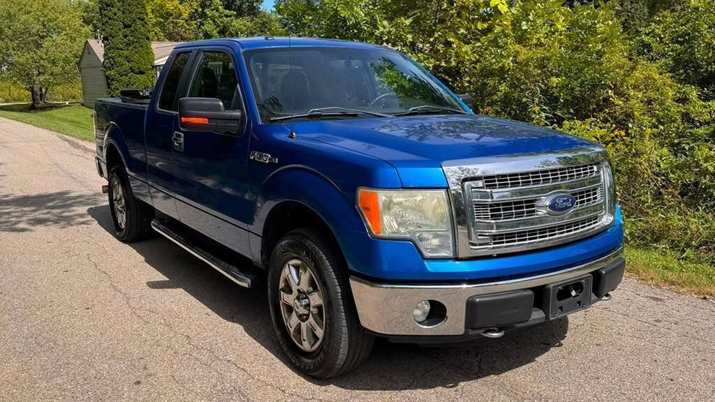 Used 2014 Ford F150 XLT w/ Equipment Group 302A Luxury AWD/4WD image 9