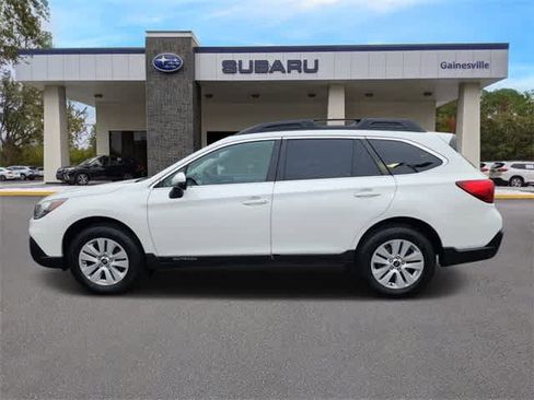 Used 2019 Subaru Outback 2.5i Premium image 3
