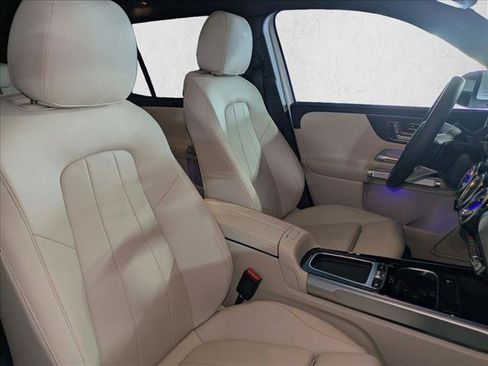 Used 2026 Mercedes-Benz GLB 250 image 20