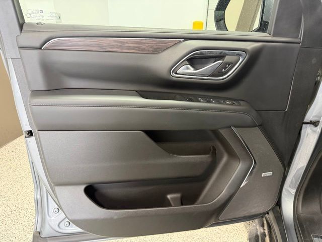 Used 2022 Chevrolet Tahoe LT AWD/4WD image 8