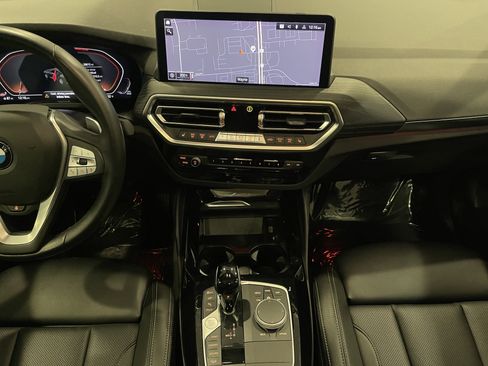 Certified 2023 BMW X4 xDrive30i w/ Premium Package image 17