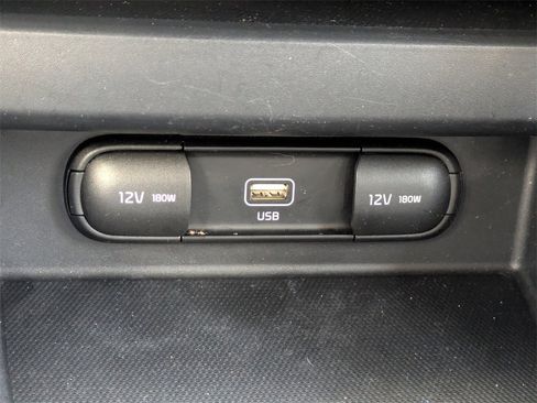 Used 2021 Kia Seltos S image 22