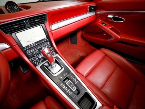 Used 2013 Porsche 911 Carrera 4S AWD/4WD image 8