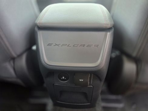 New 2026 Ford Explorer Active RWD image 19