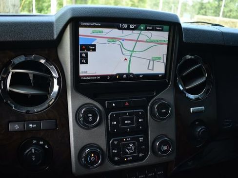 Used 2015 Ford F350 Platinum w/ FX4 Off-Road Package image 15