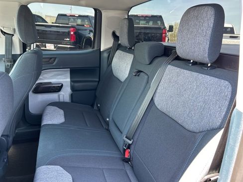 Used 2025 Ford Maverick XLT w/ Equipment Group 302A AWD/4WD image 38