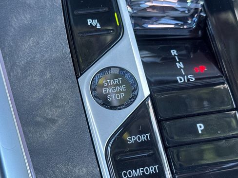 New 2026 BMW X7 xDrive40i w/ Executive Package image 30