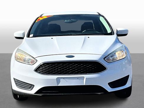 Used 2018 Ford Focus SE image 3