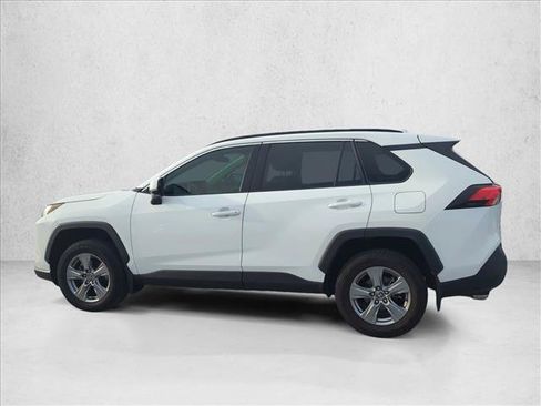 Used 2024 Toyota RAV4 XLE w/ Convenience Package FWD image 5
