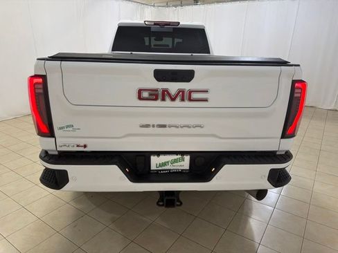 Used 2024 GMC Sierra 3500 AT4 w/ AT4 Premium Plus Package AWD/4WD image 5
