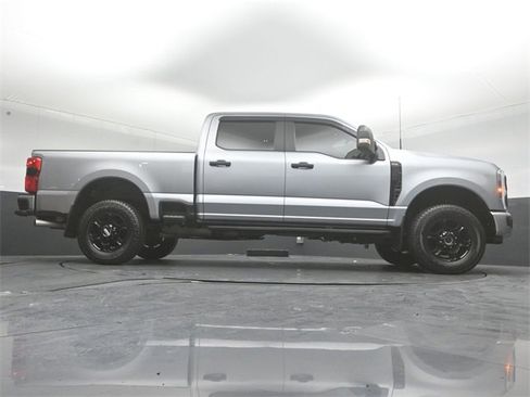 Used 2024 Ford F250 XL w/ STX Appearance Package image 42