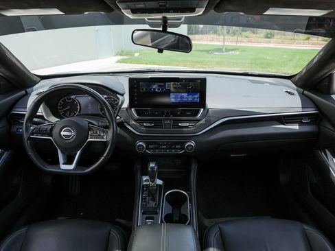 Used 2023 Nissan Altima 2.5 SL FWD image 30