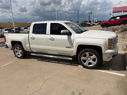 Used 2015 Chevrolet Silverado 1500 LT w/ Texas Edition, 1LT Trim AWD/4WD image 5