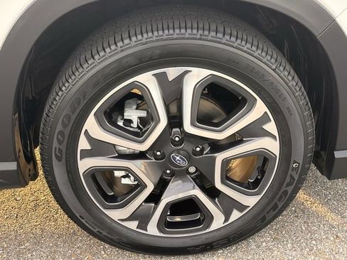 Used 2023 Subaru Ascent Limited image 26