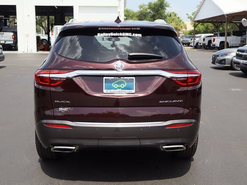 Certified 2018 Buick Enclave Essence FWD image 8