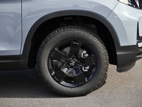 New 2026 Honda Ridgeline Black Edition image 16
