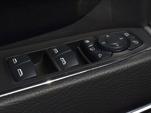 Used 2025 GMC Sierra 3500 Denali w/ Denali Reserve Package image 12