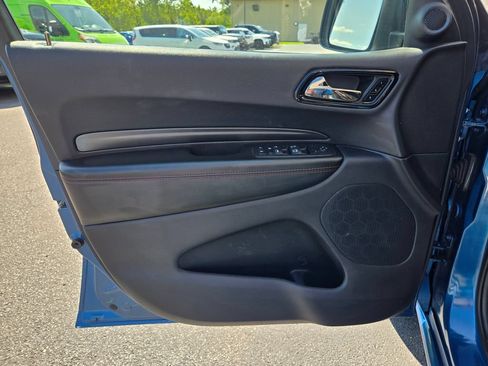 Used 2025 Dodge Durango GT AWD/4WD image 11