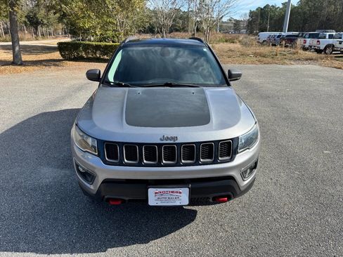 Used 2019 Jeep Compass Trailhawk w/ Cold Weather Group image 2
