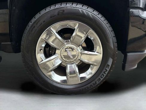 Used 2017 Chevrolet Silverado 1500 LTZ Z71 w/ LTZ Plus Package image 35