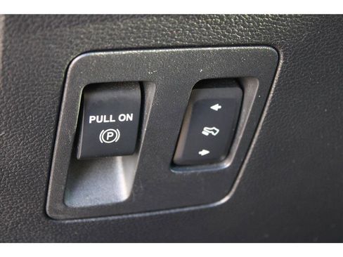 Used 2020 Ford F150 Lariat image 16