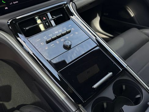 Used 2026 Porsche Panamera image 22