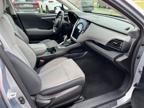 Used 2023 Subaru Outback Premium AWD/4WD image 19
