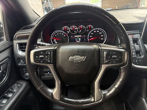 Used 2021 Chevrolet Tahoe Z71 w/ Z71 Signature Package AWD/4WD image 22