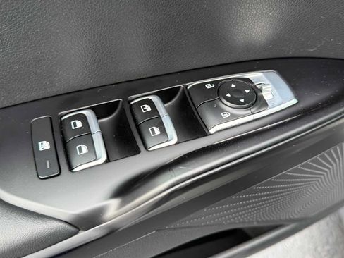 Used 2024 Kia K5 LXS FWD image 12