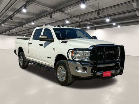 Used 2022 RAM 2500 Tradesman image 2