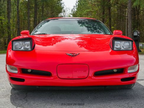 Used 2002 Chevrolet Corvette Coupe w/ Preferred Equipment Group2 RWD image 15