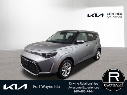 Certified 2025 Kia Soul LX FWD image 1